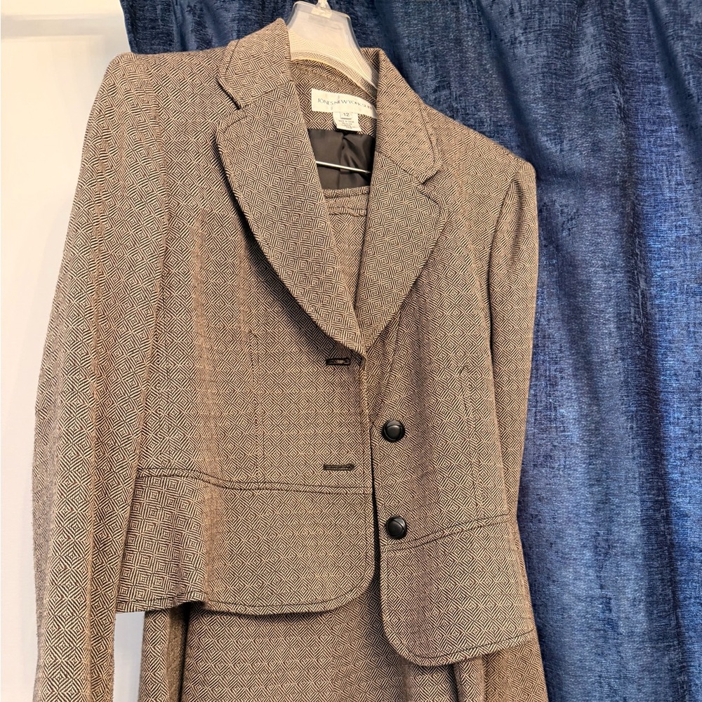 Jones New York Brown & Burgundy Blazer